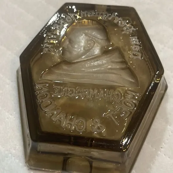 Don Perignon Moët Chandon ash tray